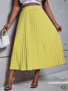 Shein Curve Sz 1X Yellow Pleated Midi Skirt Polyester Flowing Casual Chic