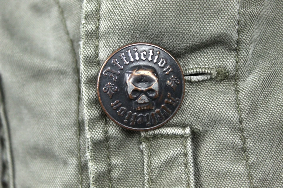 CAMISA MILITAR MEDIANA HOMBRE AFLICCIÓN EJÉRCITO VERDE OLIVA CALAVERA PARCHE ALGODÓN RARA Foto 4 de 4