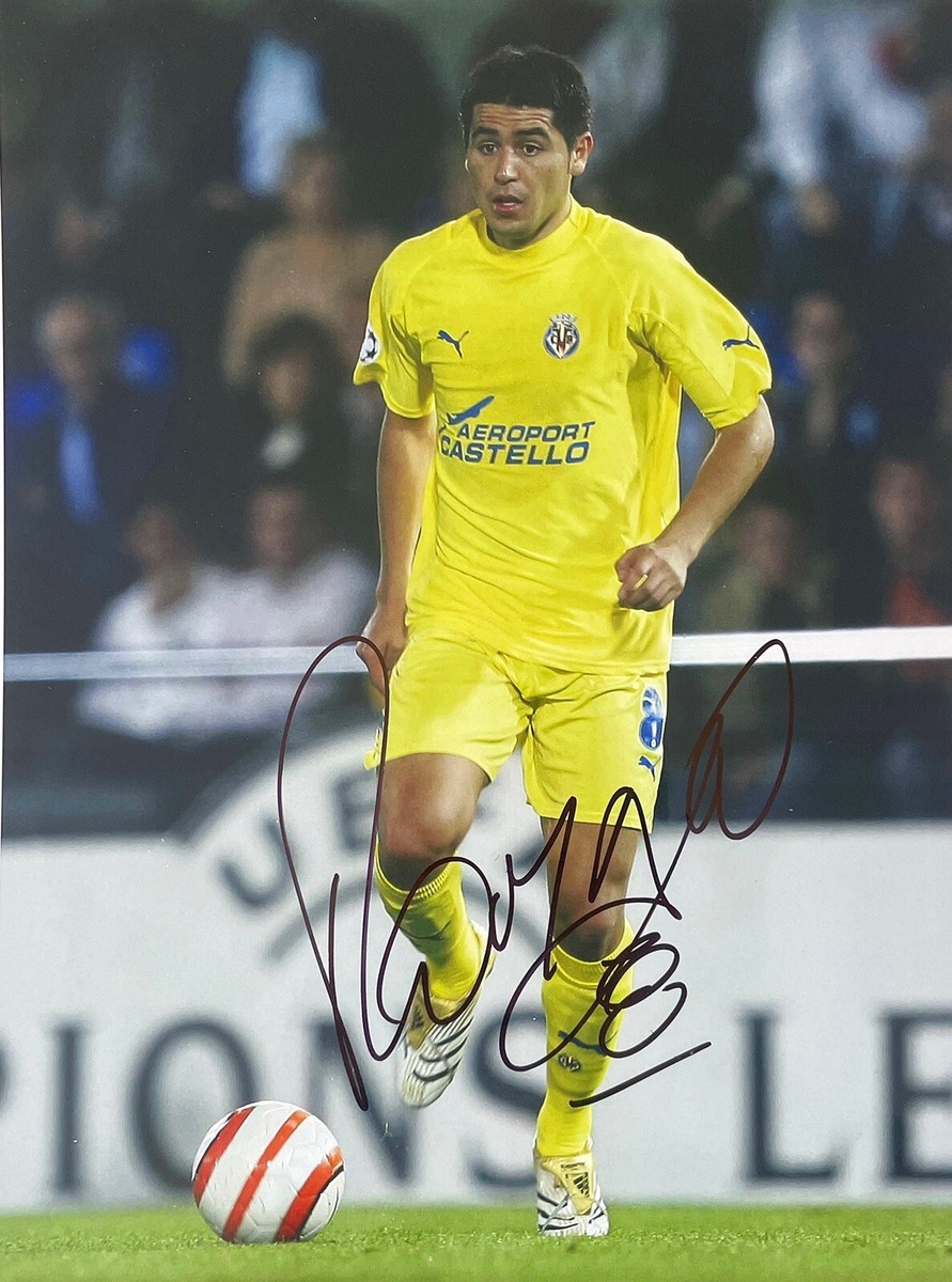 Football - Juan Roman Riquelme Signed 10x8 Pre-Print Villarreal