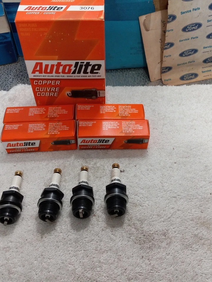 Bujías de repuesto Ford 1928-34 modelo A B Autolite de 4 cilindros - tuerca para pulgar Foto 2 de 4