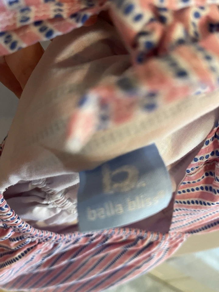 短袖连身裙 — 第 4/4 张图片