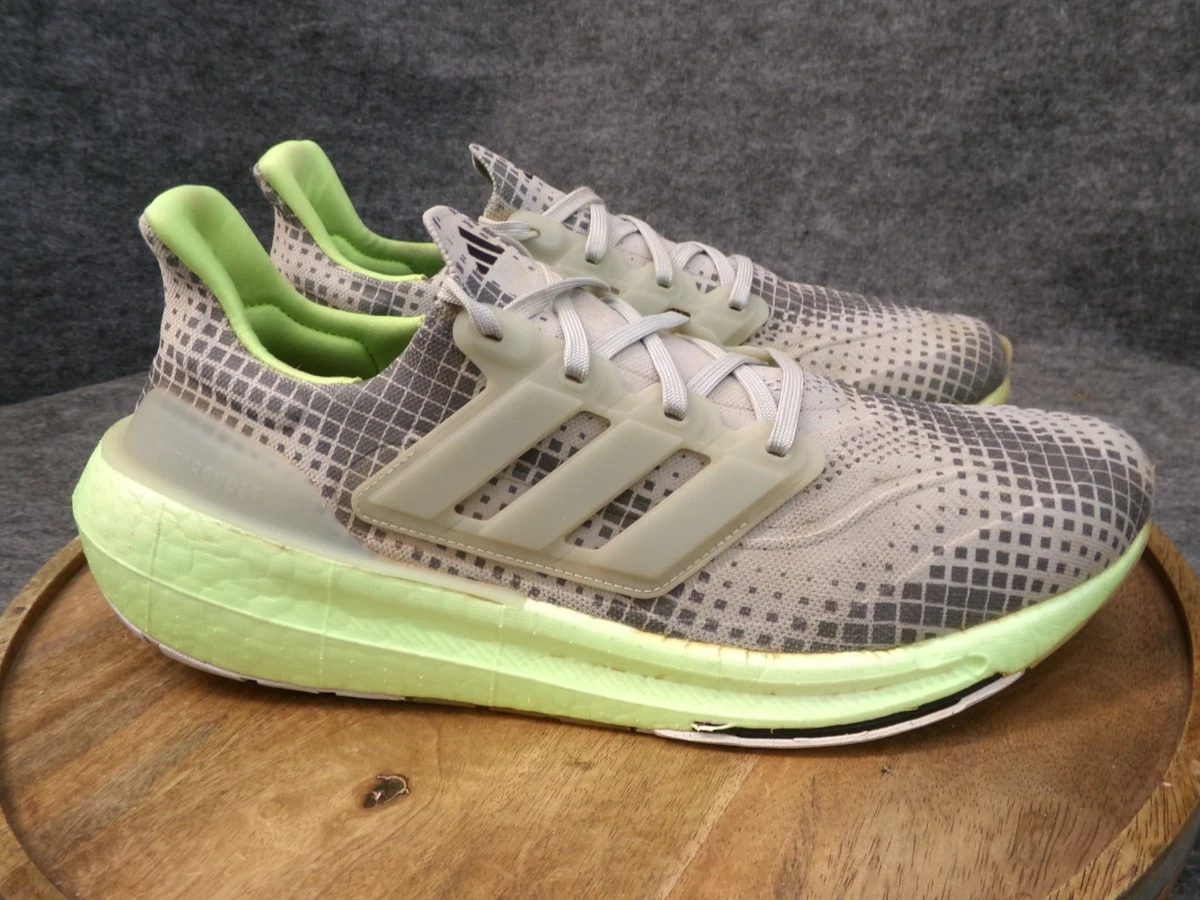 New Size 10.5 Men\'s Adidas Ultraboost Light Grey Silver Digital Green IG7963 $_57.PNG?set_id=8800005007 main image 2