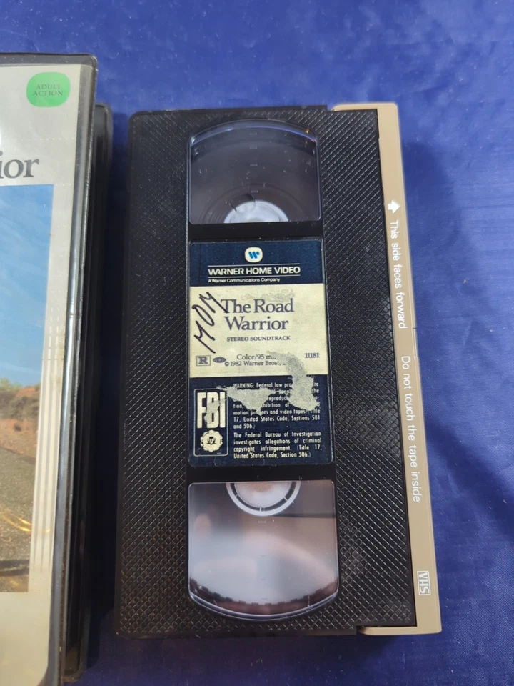 The Road Warrior Clamshell 1983 VHS Mad Max Warner Clamshell Post Apocalyptic Foto 2 de 4