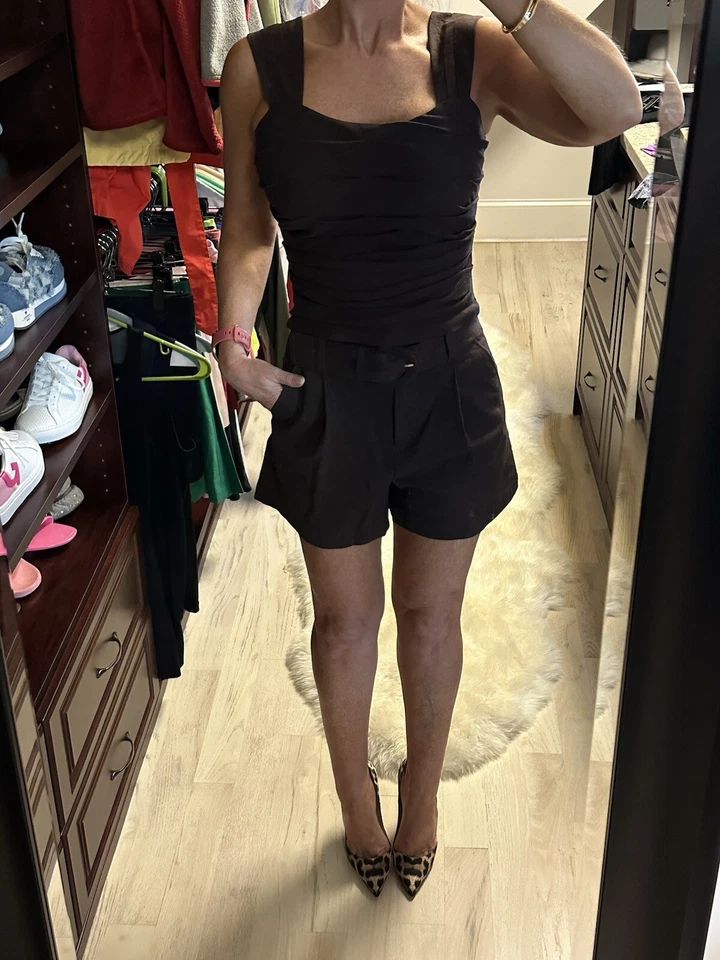 Express Stylist Super High Waisted Linen-Blend Brown Belted Shorts Size 00 - Image 2 of 4