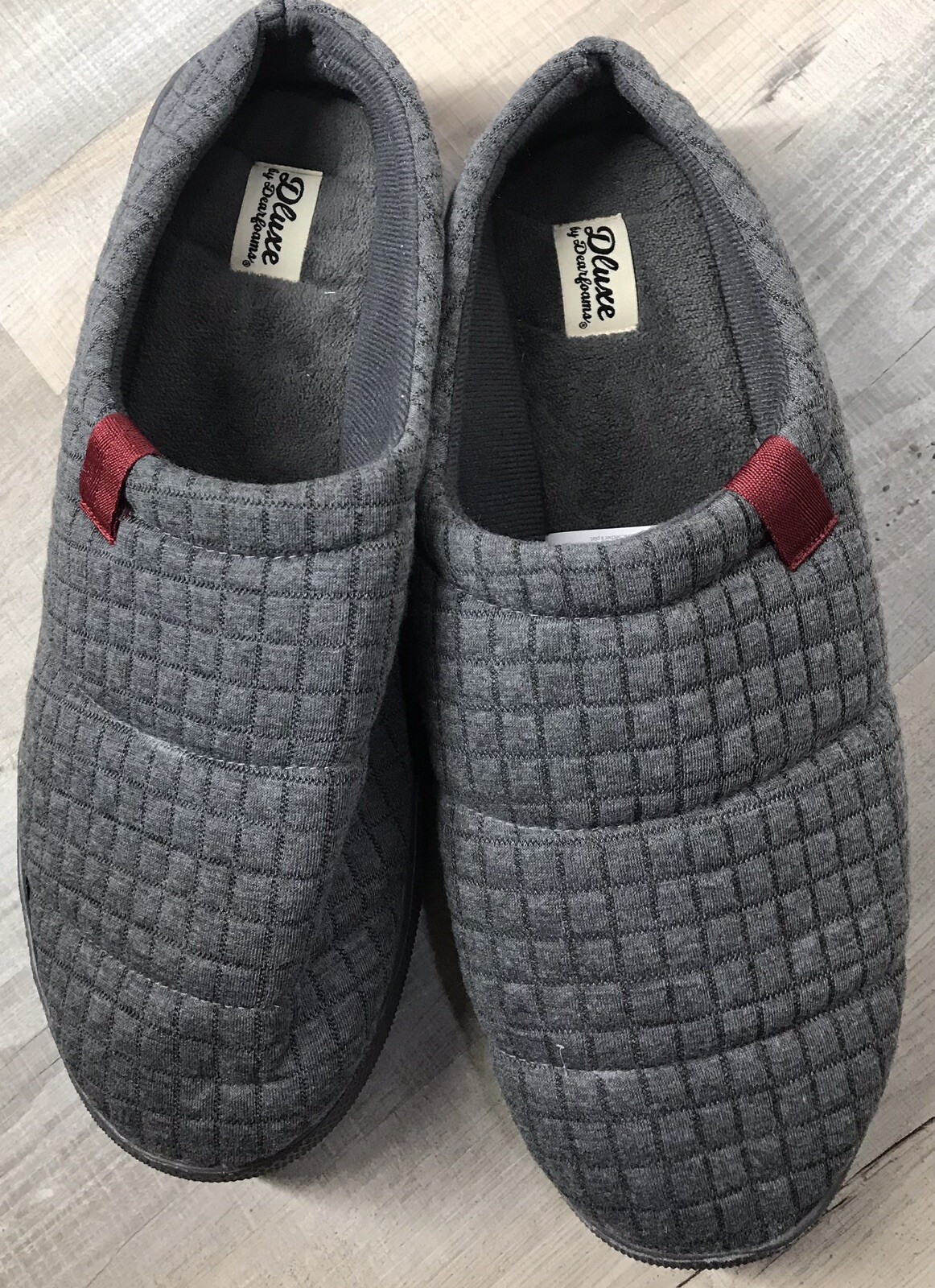 SAOLA Dluxe By Dearfoams Uomo 13 Ciabatte Slide On Grigio Stampa Quadrata Suola in Gomma "