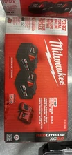 Milwaukee 48-59-1852B M18 18 V Li-Ion XC5.0 Starter Kit - Black