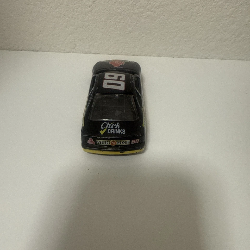 NASCAR Diecast Car #60 Winn Dixie Thunderbird 1991 Foto 2 de 4