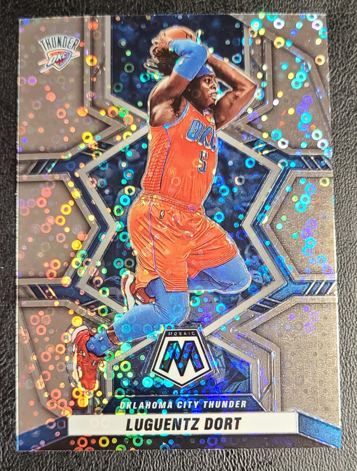 2021-22 Panini Mosaic - Luguentz Dort #31 Silver Fast Break Prizm