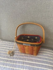 Longaberger 2001 Inaugural Patriotic Basket w/ Cloth liner Protector Tie On