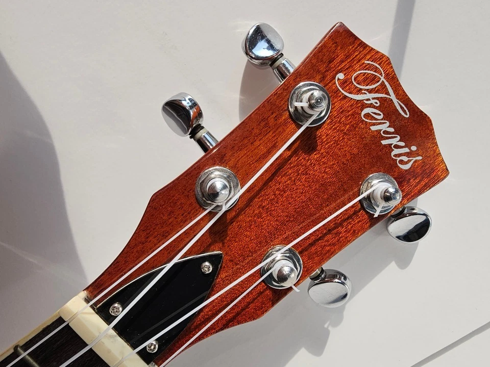 Ferris Concert Banjolele with Aquila strings - Image 3 of 4