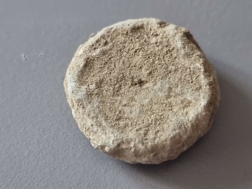 Roman era lead round weight uncleaned condition. A must read description. LA38j