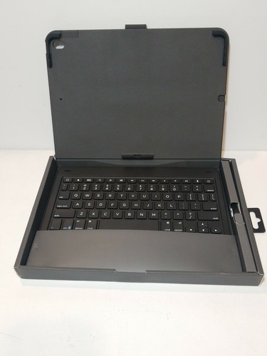 New ZAGG Messenger Folio for Apple iPad Air(3rd Gen), iPad Pro 10.5 - Black - Picture 3 of 5