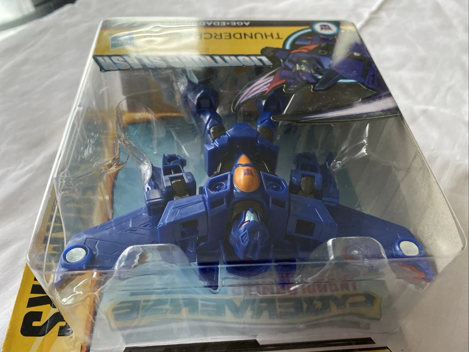 Transformers Cyberverse THUNDERCRACKER Lightning Slash Action Attackers NEW TB4 - Image 3 of 4
