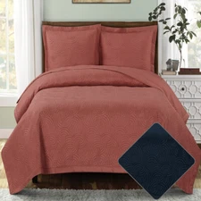 Emerson Luxury Oversized 3 Piece Coverlet Set Ornamental Design Solid Quilts