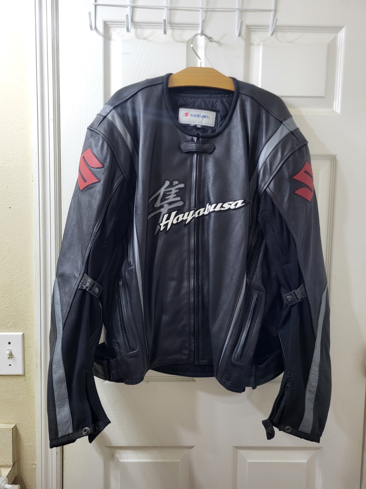 Suzuki Hayabusa Motorbike Leather Jacket New Suzuki Motorcycle Biker Jacket