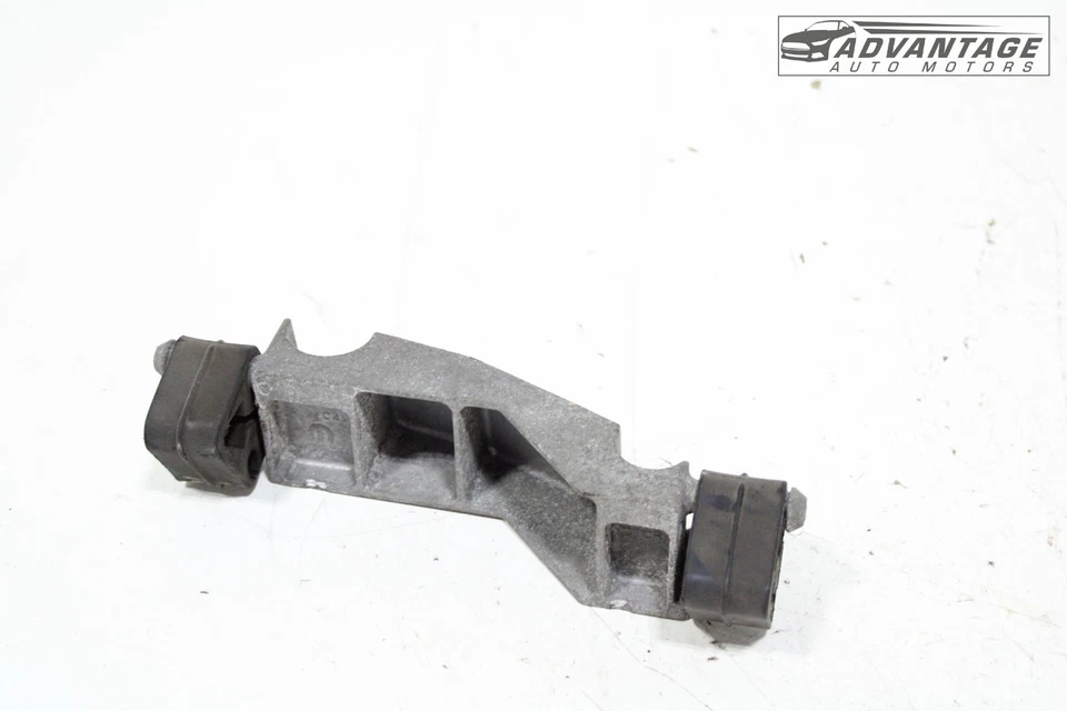 2019-2025 RAM 1500 RWD ВЫХЛОПНАЯ СИСТЕМА ГЛУШИТЕЛЬ КРОНШТЕЙН КРЕПЛЕНИЕ OEM - Изображение 2 из 4