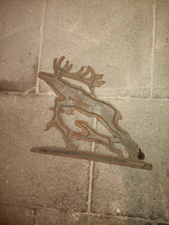 sehr schönes altes Relief Hirschjagd*Eisen*60 Jahre alt* Hirsch*Jagd*sehr selten - Bild 2 von 2