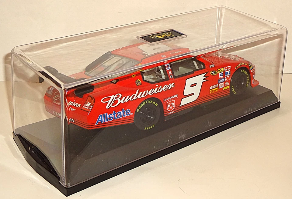Winner's Circle 2008 Kasey Kahne No9 Budweiser Dodge Charger раскладушка 1:24 с чехлом - Изображение 4 из 4