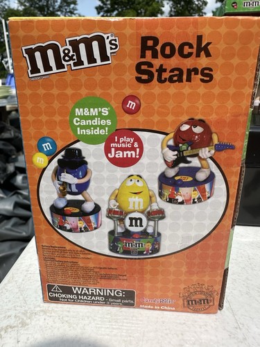 M&M's Rock Stars "Blue" M&M with Guitar -Plays Fine. NOS Condition. - Picture 12 of 21