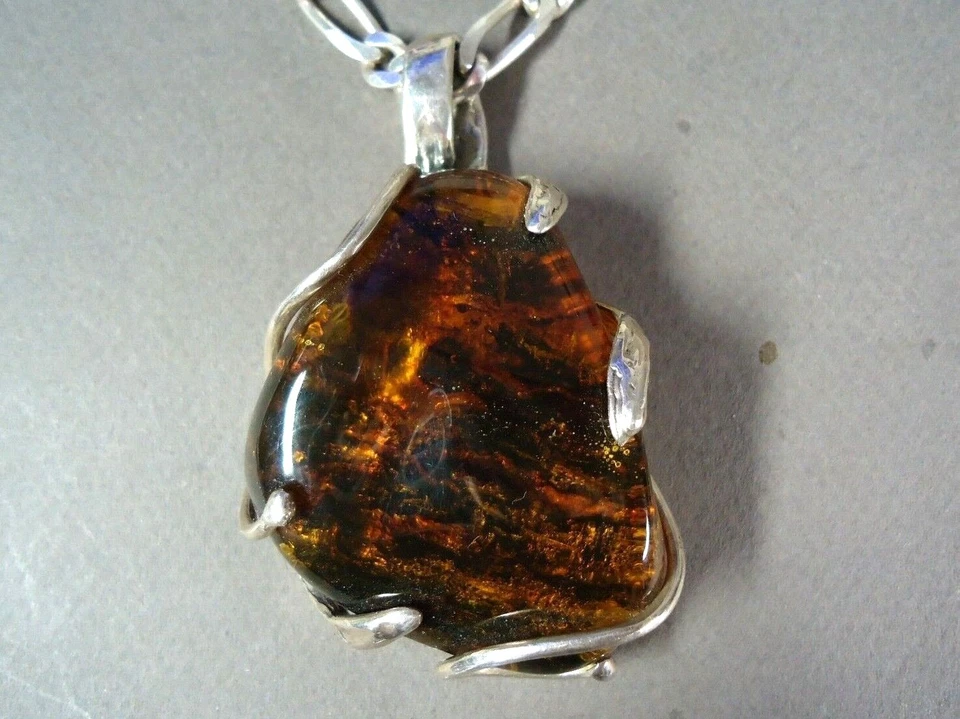 Large & Heavy Sterling Silver Amber Pendant on Heavy 20" Figaro Chain, 94.2g — 第 3/4 张图片