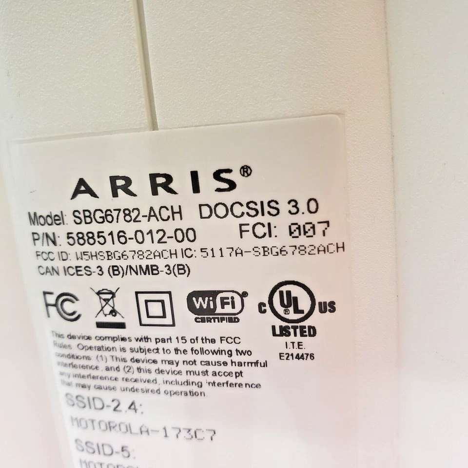 Arris SURFboard SBG6782AC DOCSIS 3.0 Cable Modem Wi-Fi AC1750 Router - Image 3 of 4