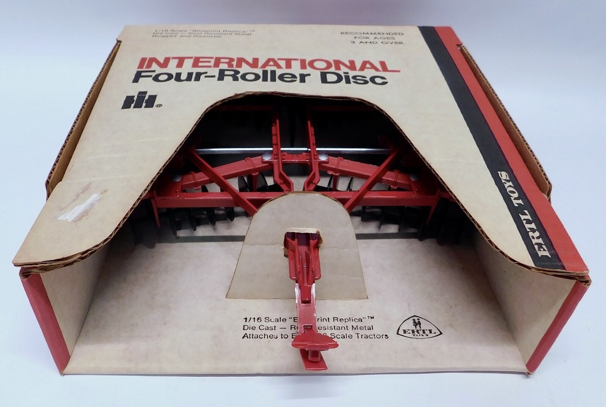 RDV68 Ertl Toys: International Four-Roller Disc, In Original Box