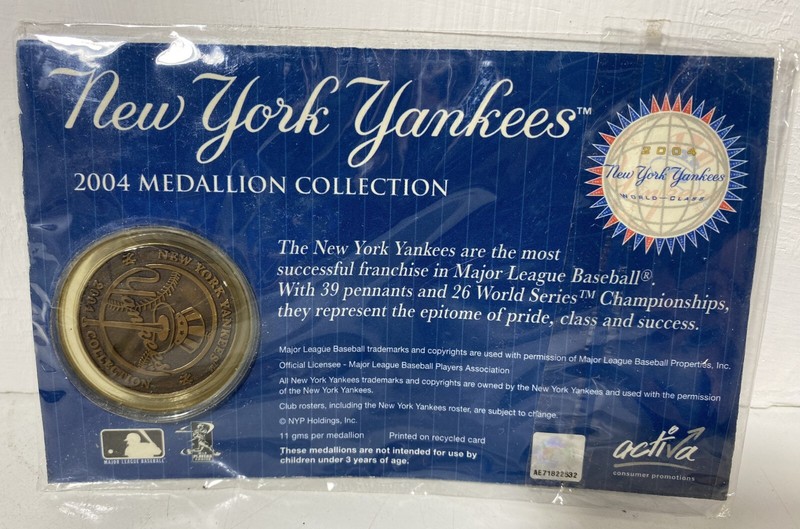New York Yankees 2004 medallion collection Never Opened The New York Post