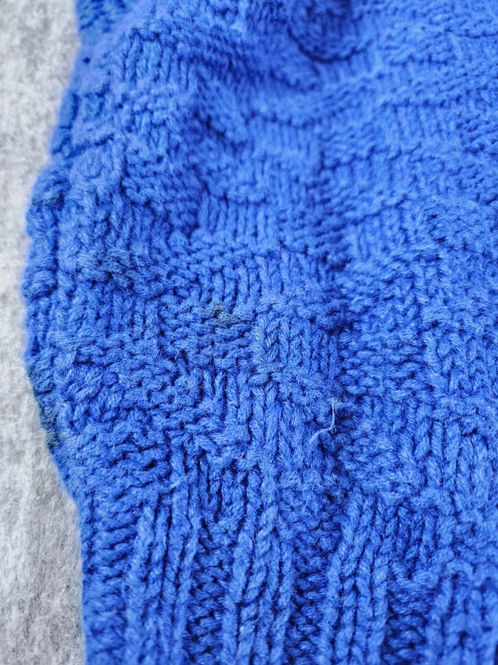 Vintage Nomadic Traders 3D Blue Crew Neck Pullover Sweater Adult Large - Image 3 of 4