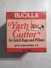 Vintage Bucilla Yarn Cutter For Latch Hook Rugs Pillows Instructions Cuts 2.5"