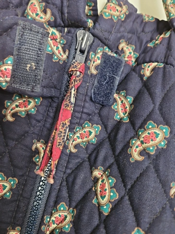 Vera Bradley Luggage Classic Navy Paisley Garment Bag Retired Folds Mini Duffle - Image 3 of 4