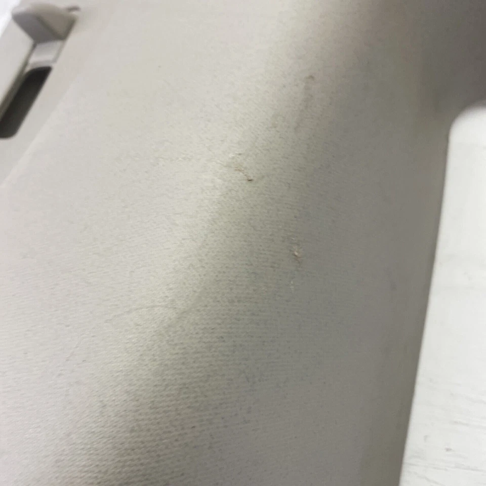 Chrysler Aspen Durango C 2007 2009 moldura de pilar lado derecho Mopar 5HN10TRMAE Foto 4 de 4