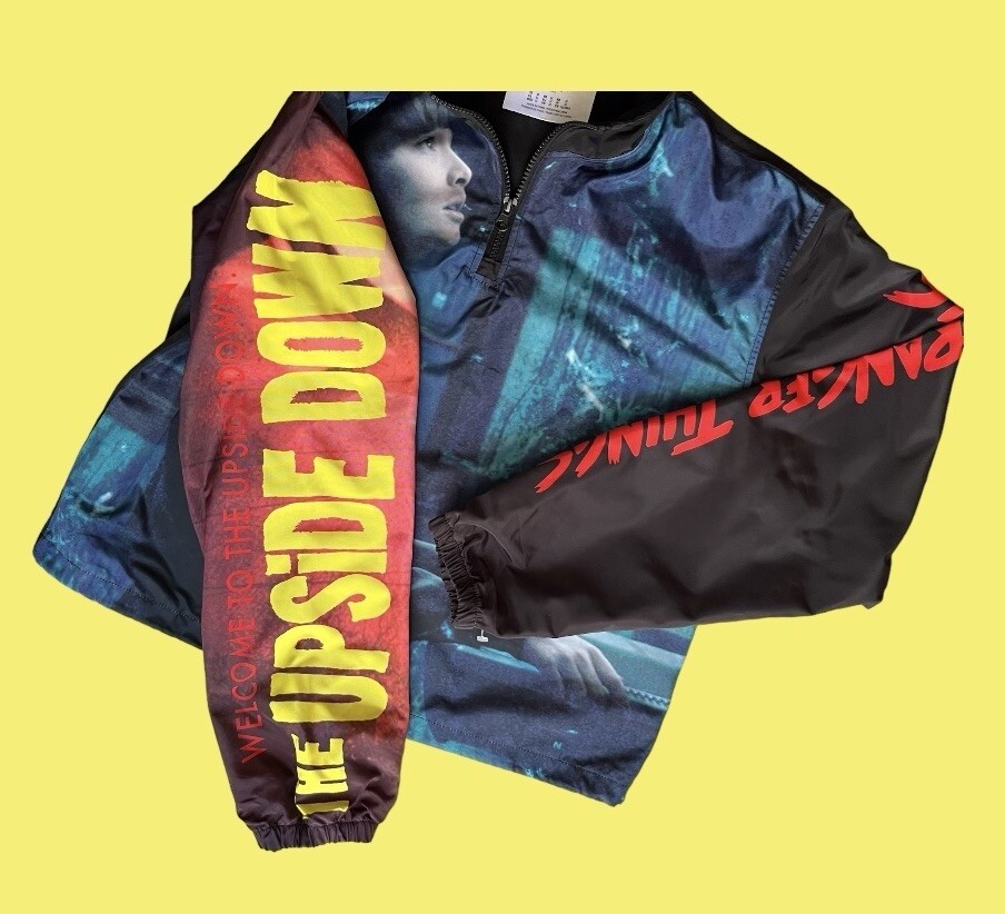 Stranger Things Pull Over Zip Top Jacket Size Wom… - image 2