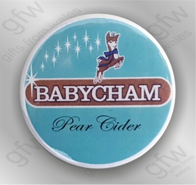 Babycham - Birnenwein, 'Biermatte' - Kühlschrankmagnet - 58 mm Durchmesser