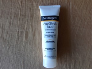 neutrogena age shield face spf 110
