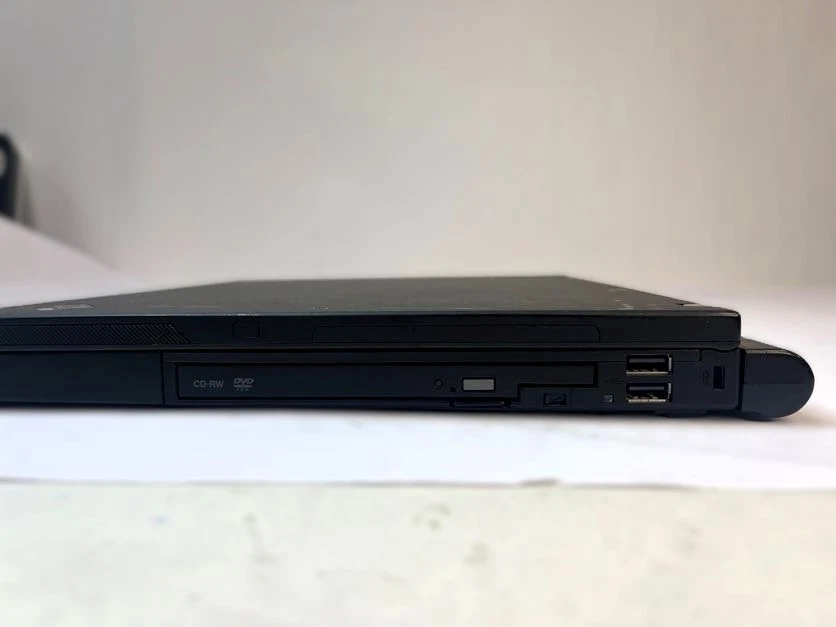 IBM THINKPAD Intel Core Duo t2600 2.166hz 2GB Foto 4 de 4