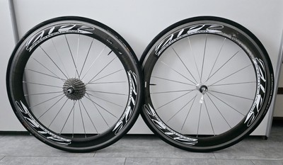 Zipp 404 Carbon Laufradsatz/ Hochwertige/ mit Shimano 105  11 Fach Kassette