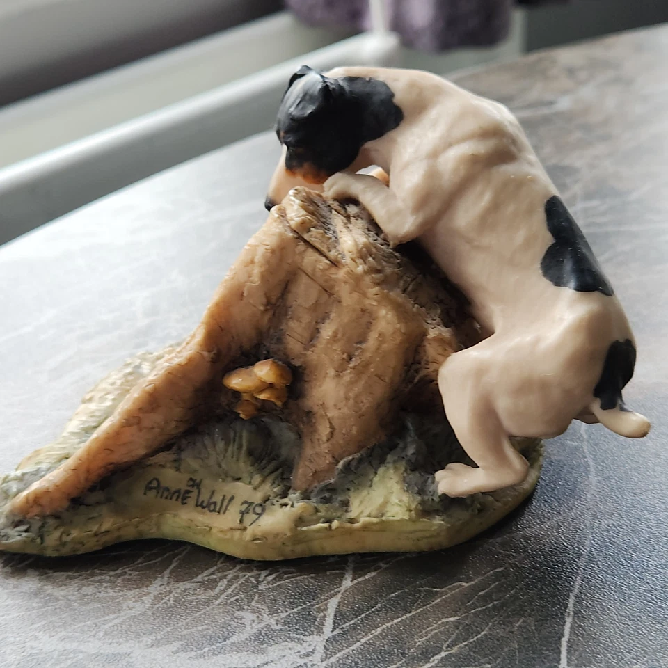 Border Fine Arts Terrier Chasing a Rabbit Figurine Vintage 1979 by Anne Wall - Image 4 of 4