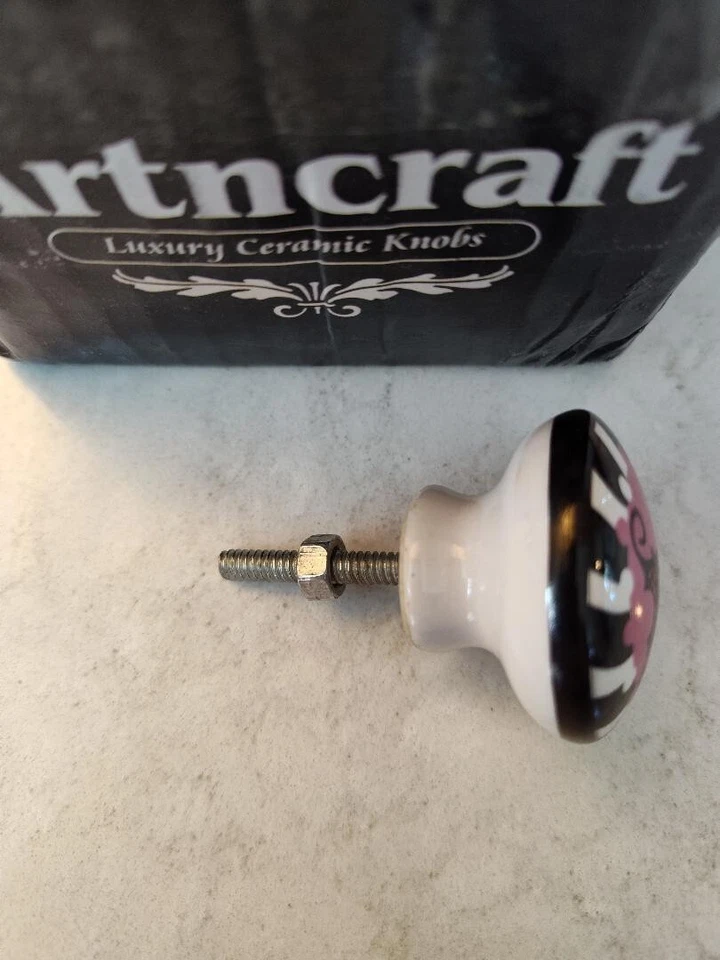 Perillas de cerámica de lujo Artncraft Torre Eiffel de París rosa y negro Foto 3 de 4