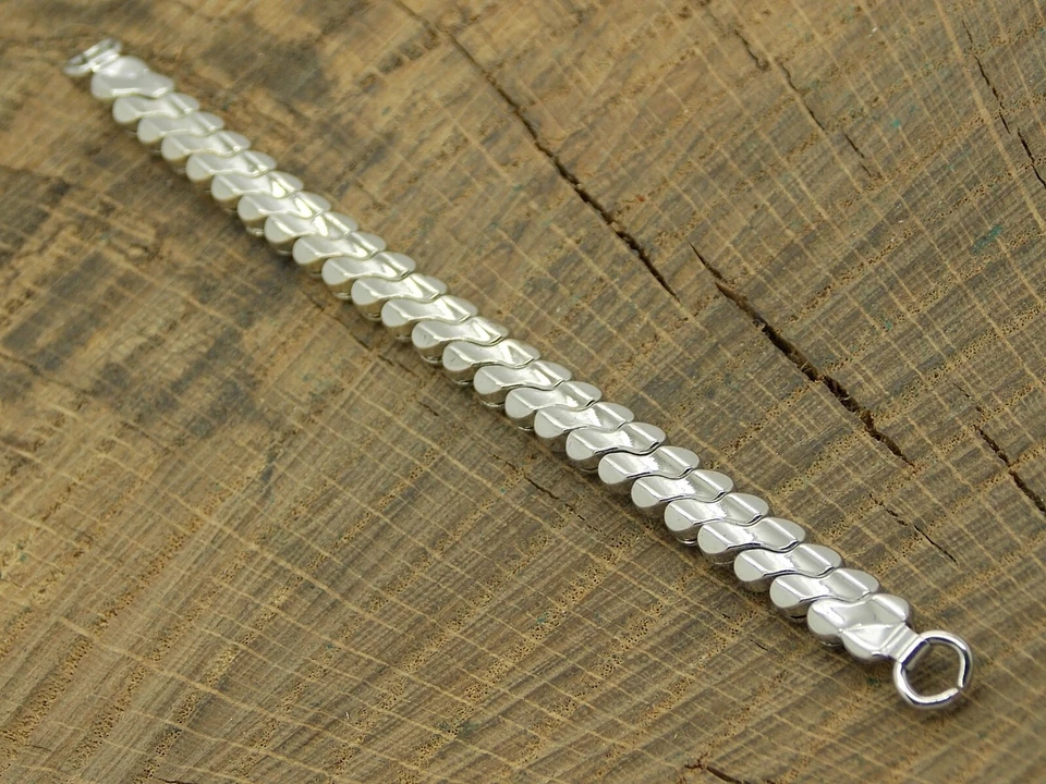 Correa de reloj vintage Triumph EE. UU. expansión llena de oro blanco anillo extremo nuevo sin usar Foto 2 de 4