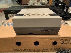 Original Nintendo System NES-001, w/ Cords, 1x Controller, Zapper, Game
