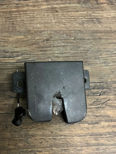 Original VW T5 T6 Heckklappenschloss Klappenschloss Kofferraum 7E5827505J