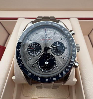 2025 OMEGA Speedmaster Meteorite Navy Moonphase 43mm Watch 304.30