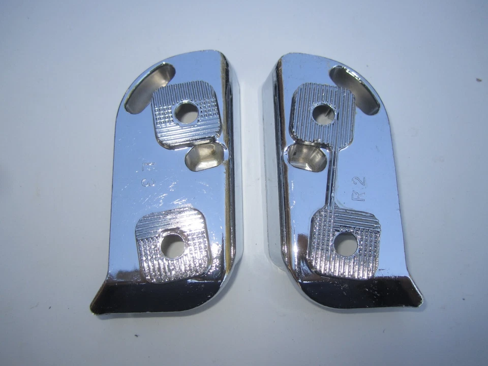 Golpes de jamba de puerta GM 1949-1956 con tornillos. Cromado estilo temprano Foto 2 de 4