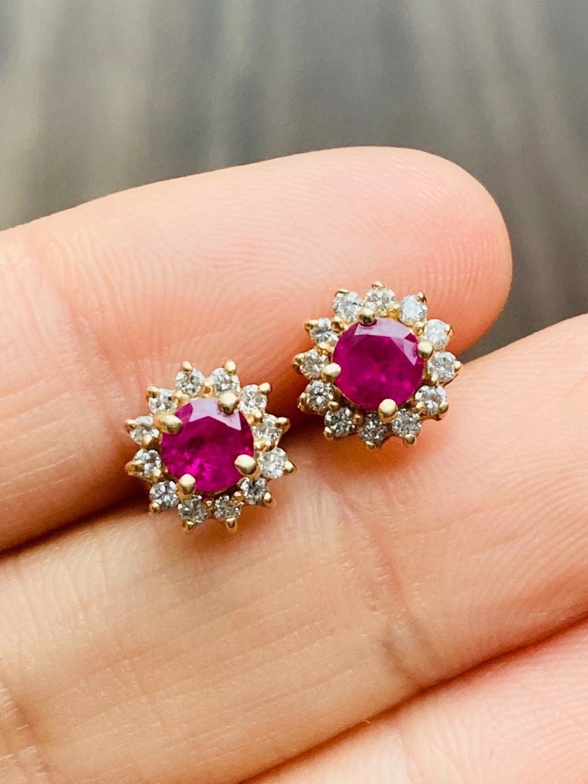 Effy 14k solid gold genuine ruby diamond Stud  Ea… - image 1