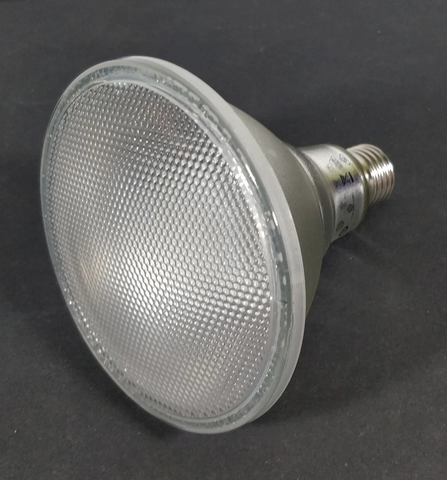 2 x OSRAM LED PAR38 Floodlight Globes Bulbs 12W 240V E27 Cool Daylight 6500K - Image 2 of 4