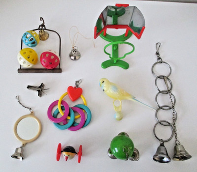 Vtg Lot of 14 Birdcage Toys Balancing Budgie Parakeet Rolling Penguin Bells Z57