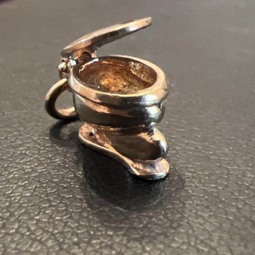 Vintage 14K Yellow Gold 3D Toilet Bowl Moving Lid Small Charm - Picture 2 of 9