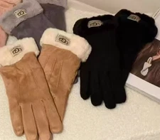UG* Ladies Gloves Fleece Lined ~ Touchscreen. Brand New With tags One Size ∮