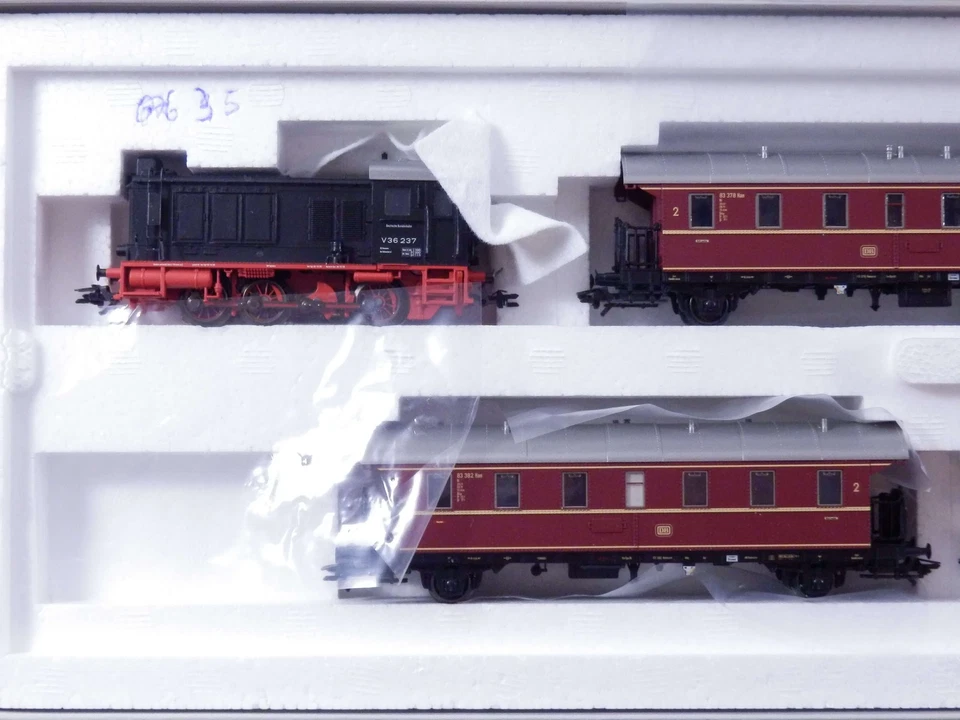 »MÄRKLIN 26577 H0 AC MFX · ZUGPACKUNG "NAHVERKEHR" MIT BR V36 DB · OVP« - Bild 2 von 4