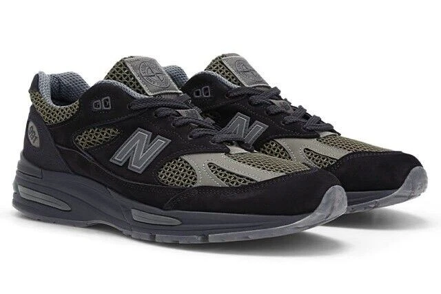 New Balance Stone Island x 991v2 Made in England Black for Sale